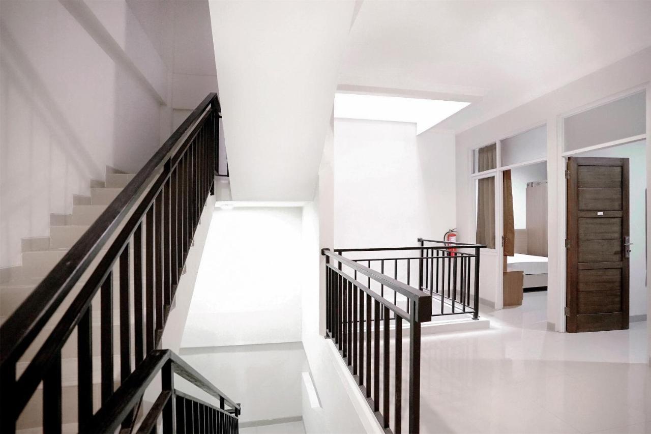 Oyo 415 The Kartini 8 Residence Yakarta Exterior foto