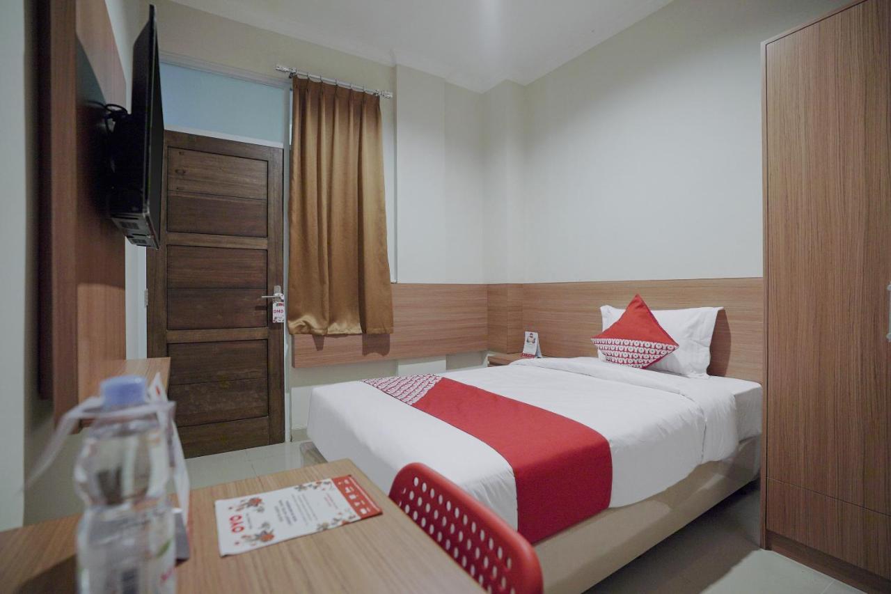 Oyo 415 The Kartini 8 Residence Yakarta Exterior foto