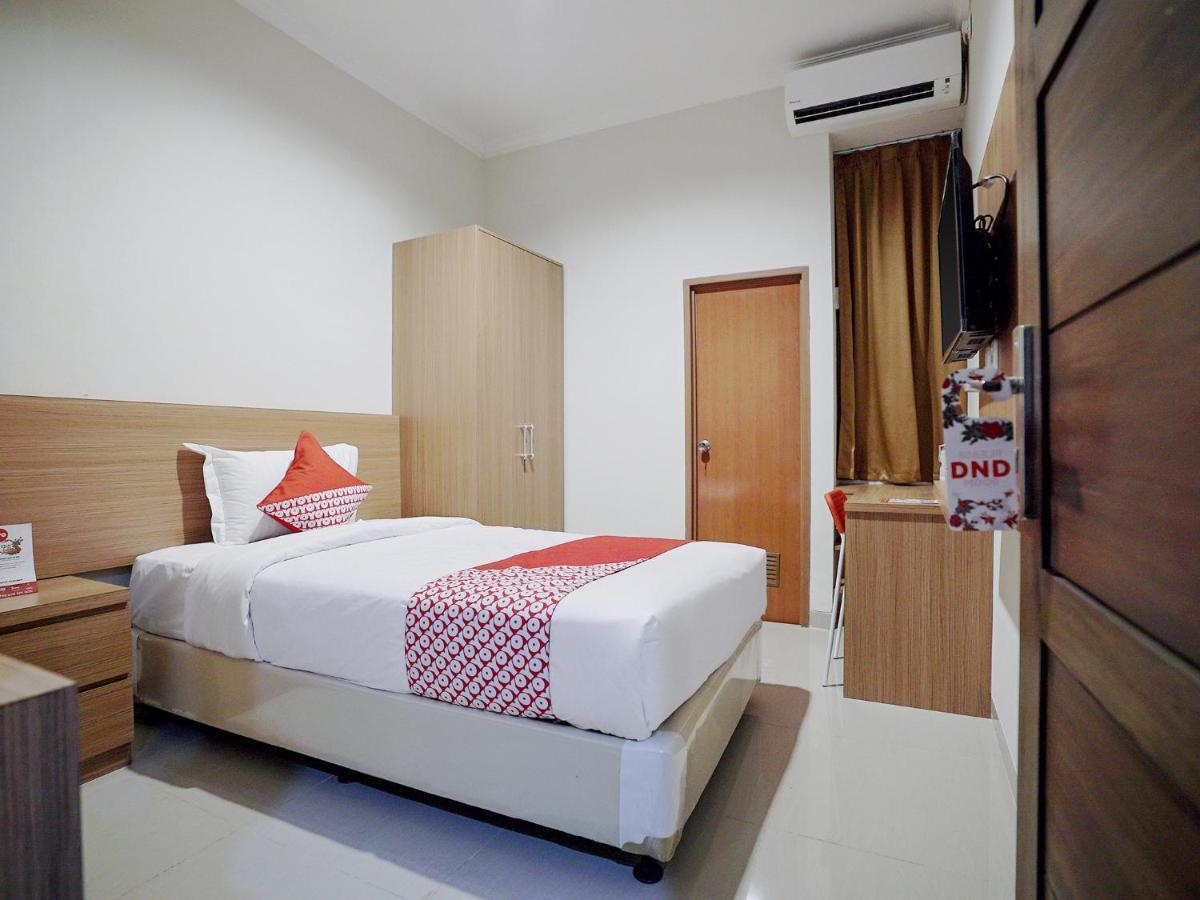 Oyo 415 The Kartini 8 Residence Yakarta Exterior foto